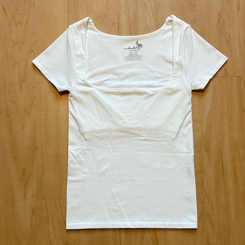 Free People White Short Sleeve Top (NWOT)